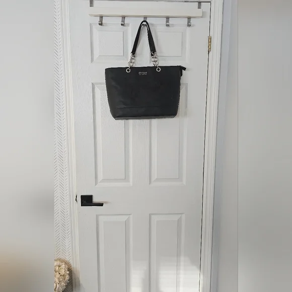 GUESS Shoulder Bag - Picture 1 of 2